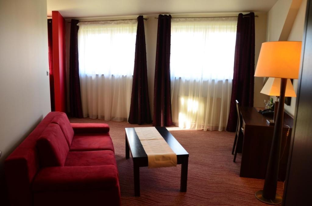 Hotel Azalia & Spa Niepołomice Quarto foto